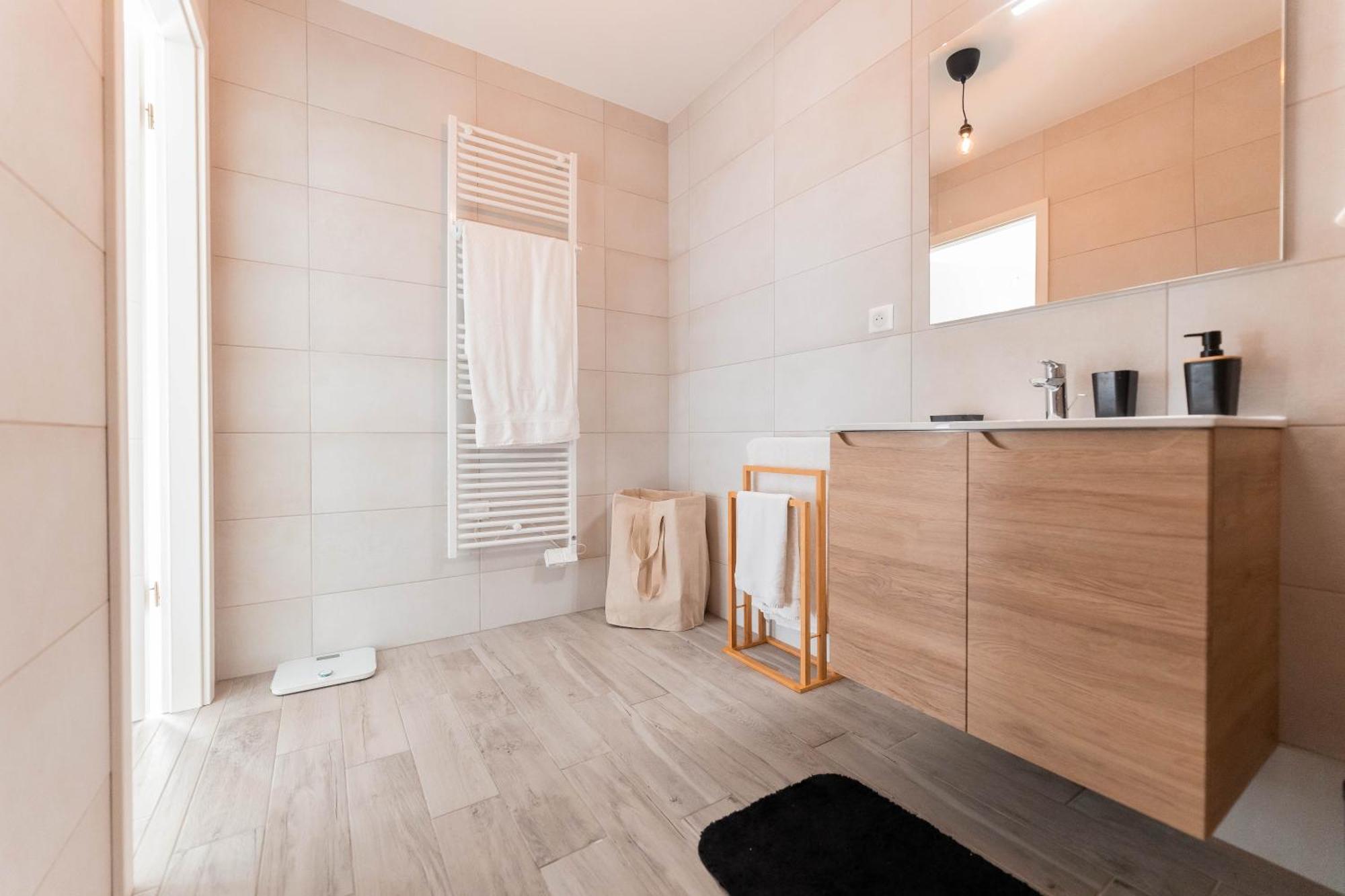 Apartamento Les Jardins De La Semme Colmar Exterior foto